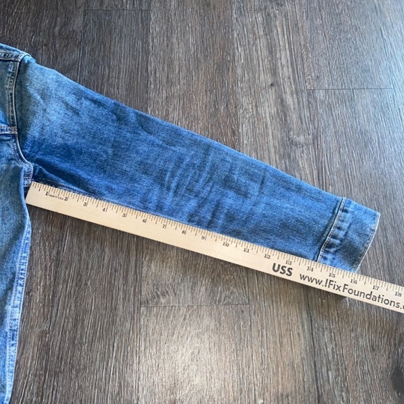 Lucky Brand ladies size medium denim jacket - Picture 11 of 11